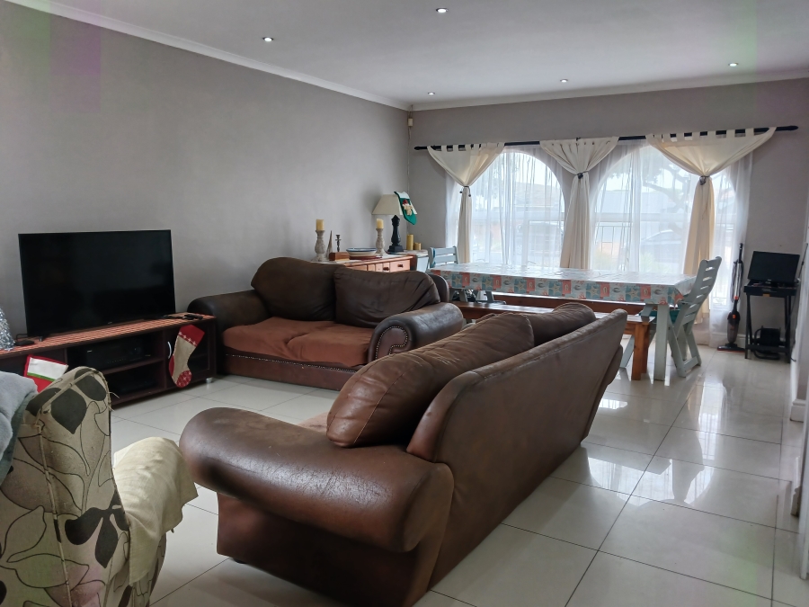 3 Bedroom Property for Sale in Tygerdal Western Cape